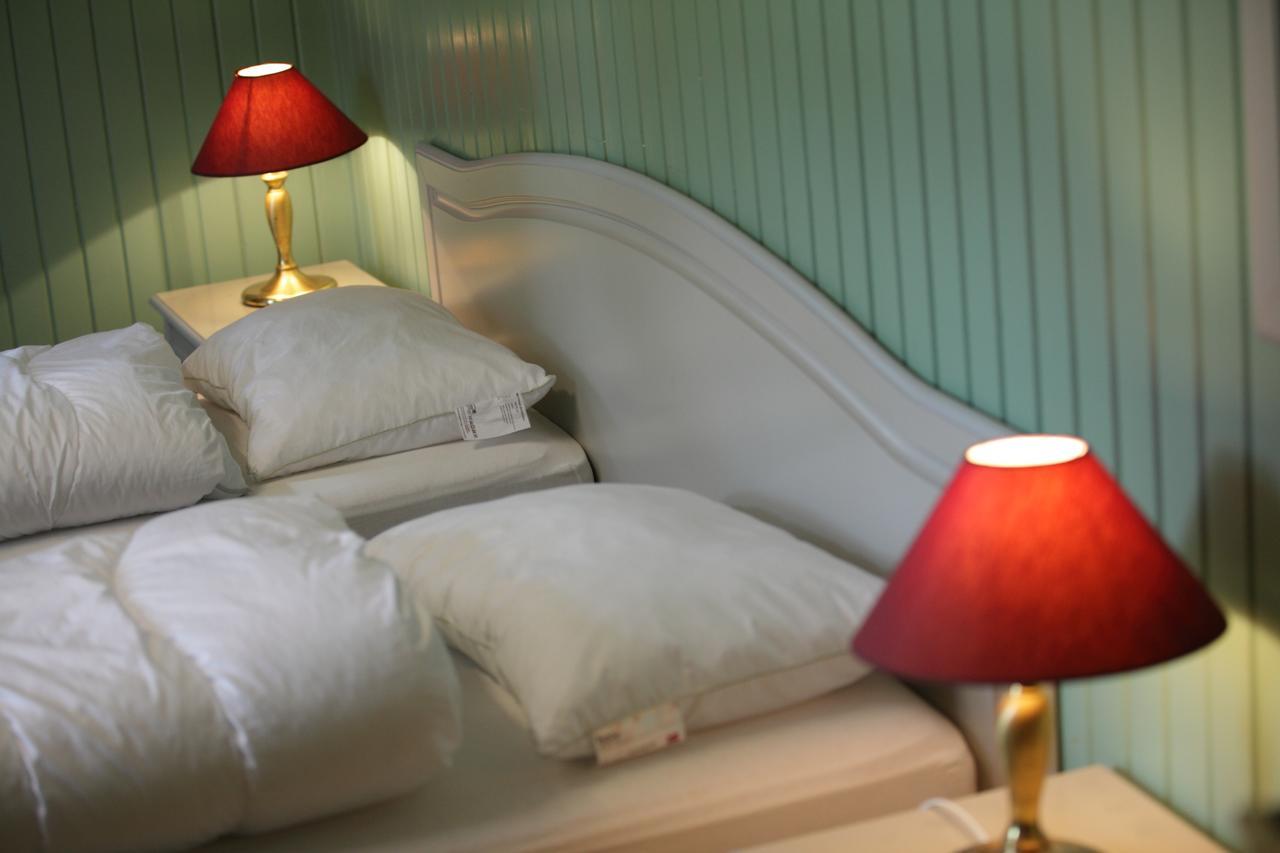 Frya Leir Hostel Екстериор снимка